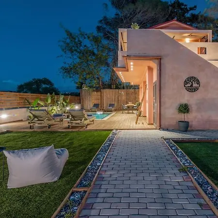 Serenissima Villa *